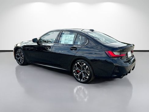 New 2026 BMW 330i Sedan w/ M Sport Package RWD image 5