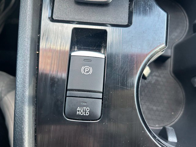 Used 2025 Nissan Rogue SV AWD/4WD image 27