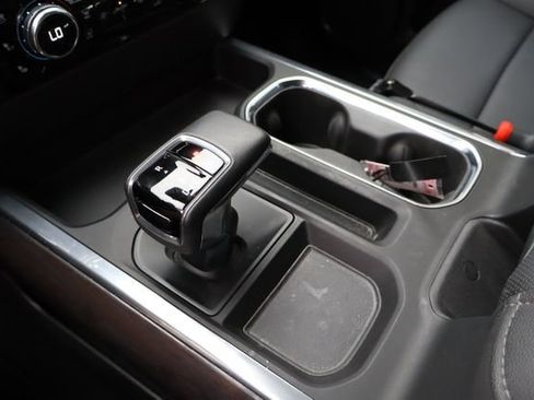 Certified 2025 GMC Sierra 1500 SLT AWD/4WD image 26