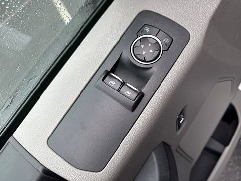 Used 2018 Ford F150 XL w/ Equipment Group 101A Mid AWD/4WD image 18