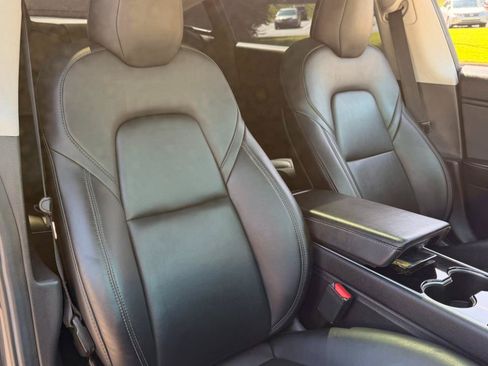 Used 2019 Tesla Model 3 Performance AWD/4WD image 13