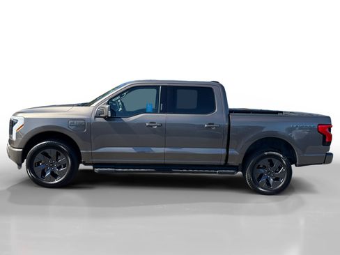 Used 2022 Ford F150 Lightning Lariat AWD/4WD image 2