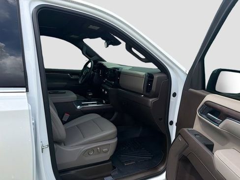 Used 2025 GMC Sierra 1500 SLT w/ SLT Premium Package AWD/4WD image 12