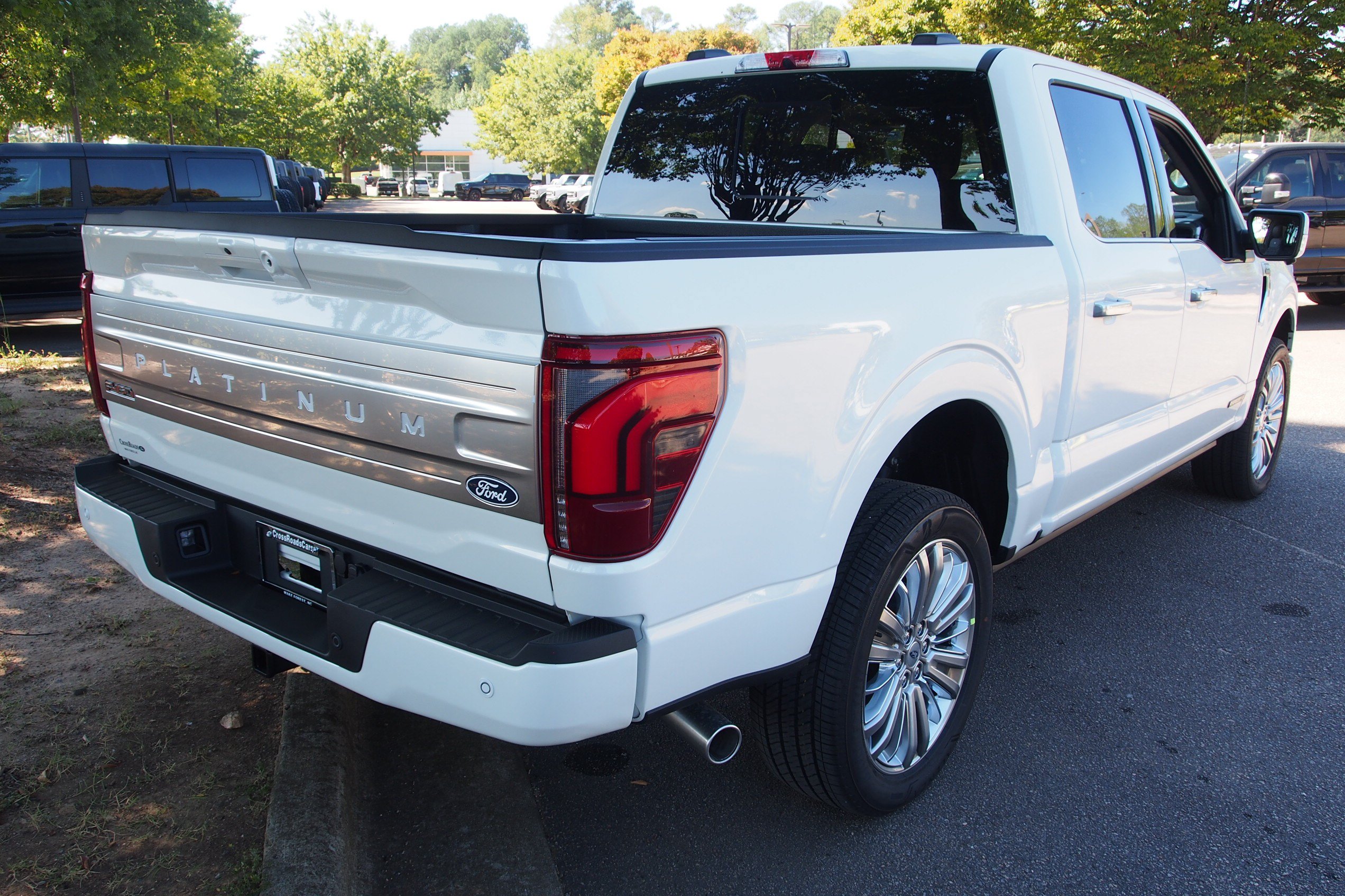 New 2026 Ford F150 Platinum w/ Equipment Group 703A Plus AWD/4WD image 7