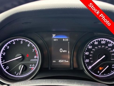 Used 2023 Toyota Camry SE FWD image 22