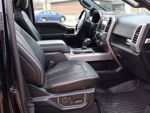 Used 2016 Ford F150 Platinum w/ Equipment Group 701A Luxury image 34