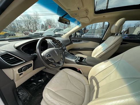 Used 2016 Lincoln MKX Select w/ Select Plus Package image 9