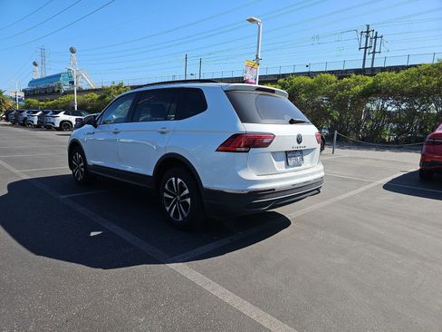 Used 2023 Volkswagen Tiguan S image 7