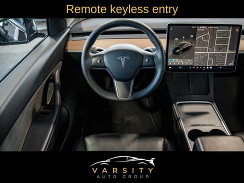 Used 2022 Tesla Model Y Long Range image 18