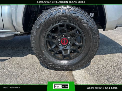 Used 2022 Toyota Tacoma TRD Sport image 38
