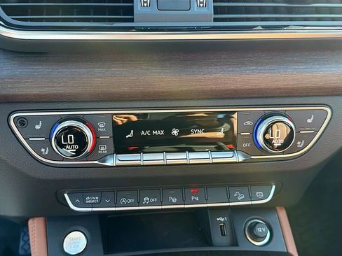 Used 2021 Audi Q5 Prestige image 35