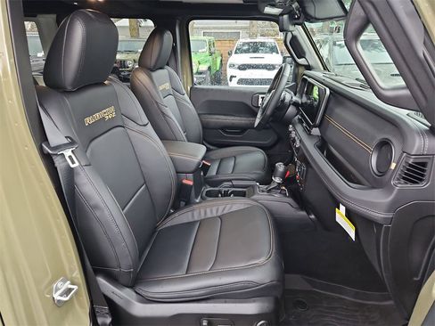 New 2025 Jeep Wrangler Unlimited Rubicon 392 image 16
