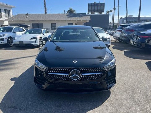 Used 2022 Mercedes-Benz A 220 w/ AMG Line image 2