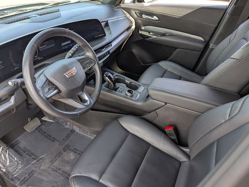 Certified 2024 Cadillac XT4 Premium Luxury image 26