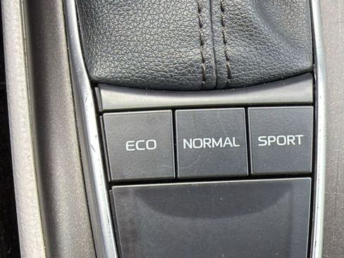 Certified 2023 Toyota Camry LE image 21