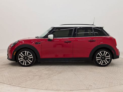 Used 2022 MINI Cooper S image 2