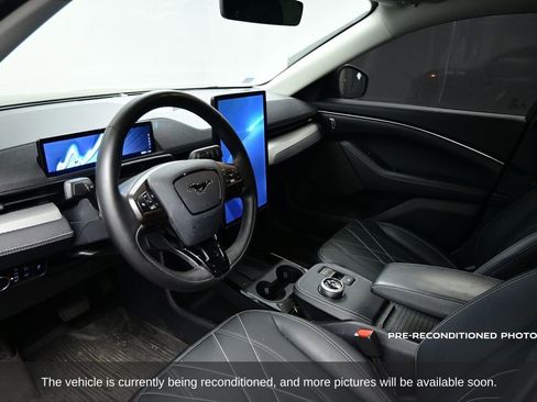 Used 2023 Ford Mustang Mach-E Select image 5