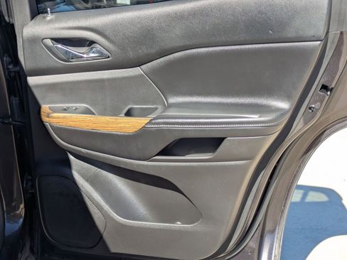 Used 2019 GMC Acadia Denali w/ Technology Package image 27