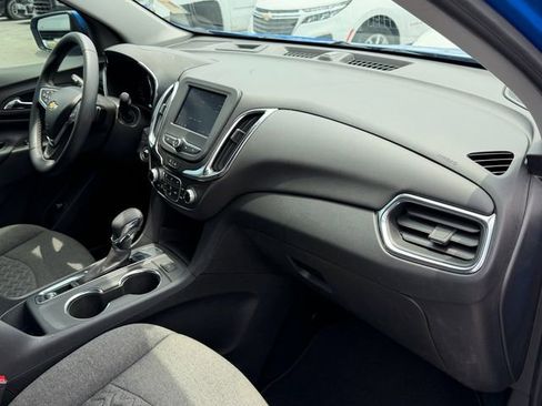 Used 2024 Chevrolet Equinox LT FWD image 18