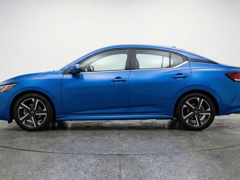 Used 2025 Nissan Sentra SV image 5