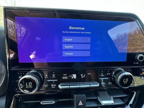 New 2026 Toyota Highlander Platinum image 22