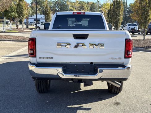 Certified 2025 RAM 2500 Big Horn AWD/4WD image 7