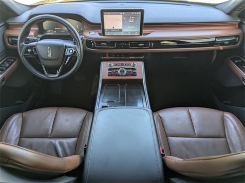 Used 2022 Lincoln Aviator Reserve w/ Elements Package Plus image 14