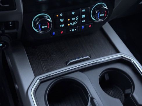 Certified 2021 Ford F350 Lariat w/ Lariat Ultimate Package image 16