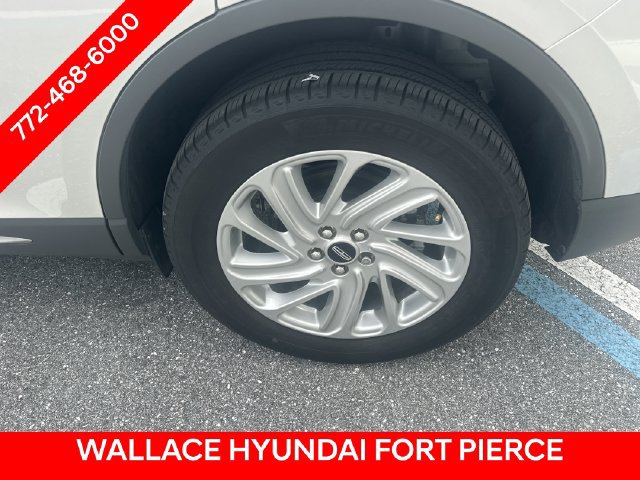 Used 2023 Lincoln Corsair FWD image 10