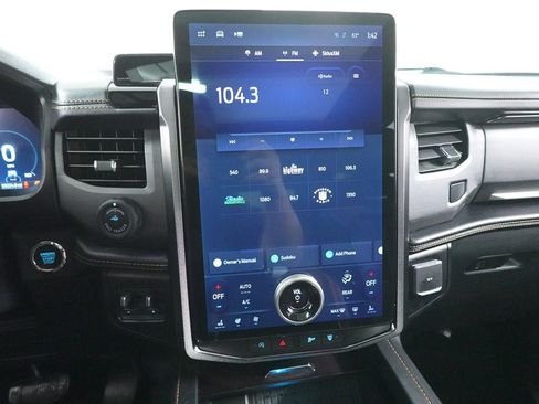 Certified 2023 Ford Expedition Max Platinum image 15