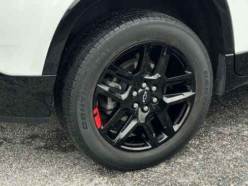 Used 2023 Chevrolet Traverse Premier w/ Redline Edition image 30