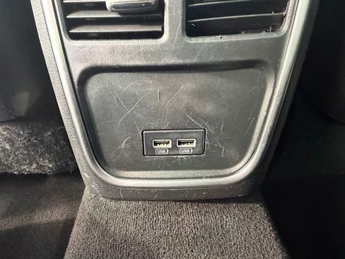 Used 2019 Dodge Charger SXT RWD image 15