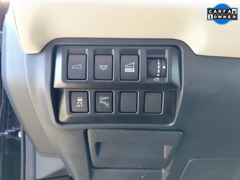 Used 2022 Subaru Ascent Limited image 29