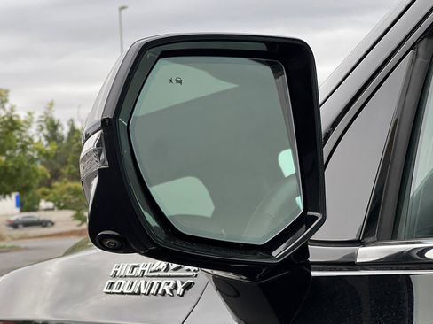 Used 2024 Chevrolet Suburban High Country w/ Premium Package 2 image 56