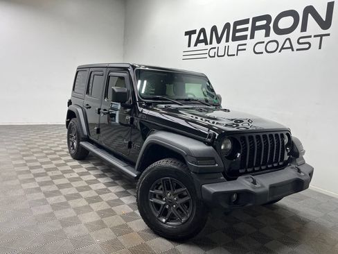 Used 2024 Jeep Wrangler Unlimited Sport AWD/4WD image 1