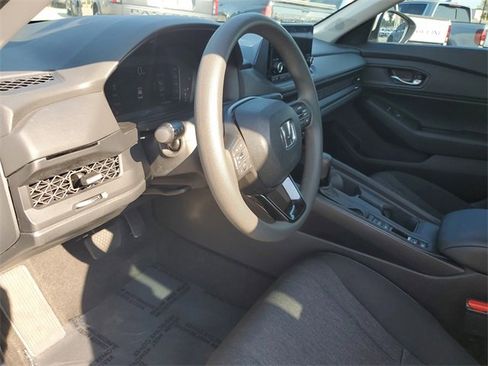 Certified 2023 Honda Accord EX image 14