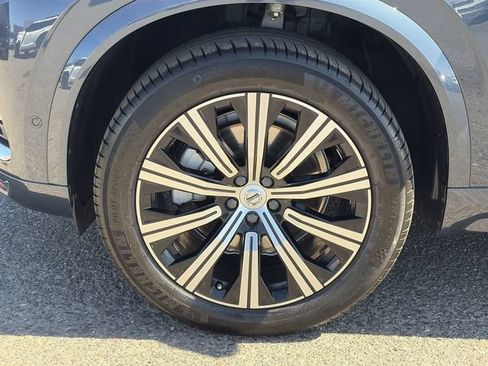 Certified 2022 Volvo XC90 T6 Inscription w/ Advanced Package AWD/4WD image 11