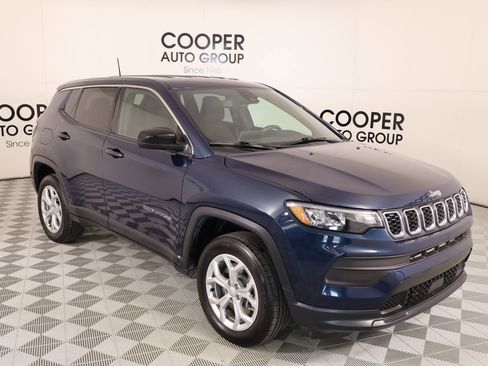 Used 2024 Jeep Compass Sport AWD/4WD image 1