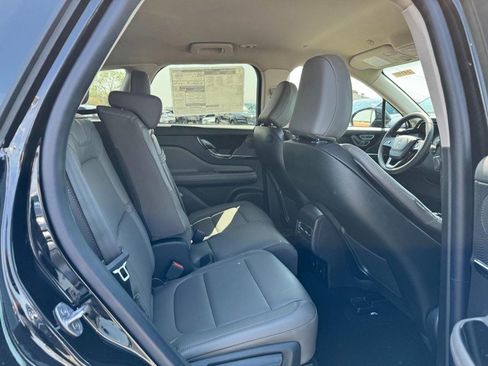 Used 2024 Lincoln Corsair FWD w/ Equipment Group 101A image 11