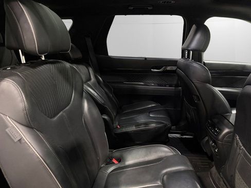 Used 2023 Hyundai Palisade Calligraphy w/ Cargo Package image 17
