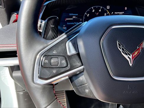 Certified 2021 Chevrolet Corvette Stingray Preferred Cpe w/ Engine Appearance Package RWD image 19