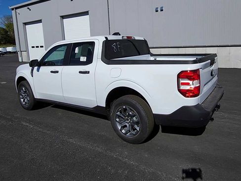New 2025 Ford Maverick XLT FWD image 6