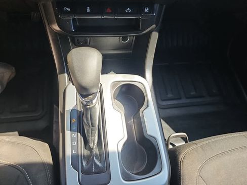 Used 2022 Chevrolet Colorado LT w/ Fleet Safety Package image 21