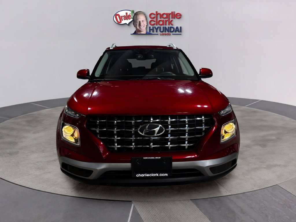Used 2024 Hyundai Venue SEL FWD image 8