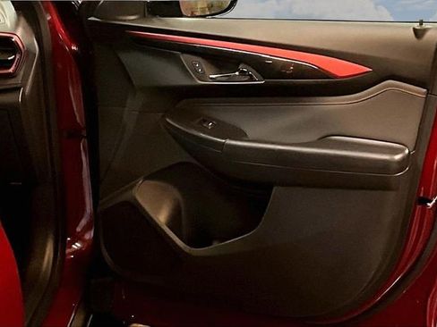 Used 2025 Chevrolet TrailBlazer RS w/ Convenience Package image 29