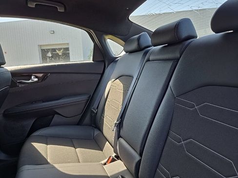 Certified 2023 Kia Forte GT-Line FWD image 31
