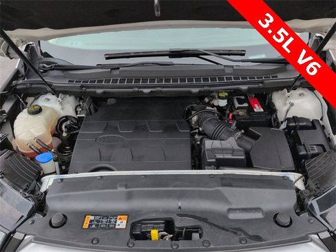 Used 2018 Ford Edge SEL w/ Equipment Group 201A image 30