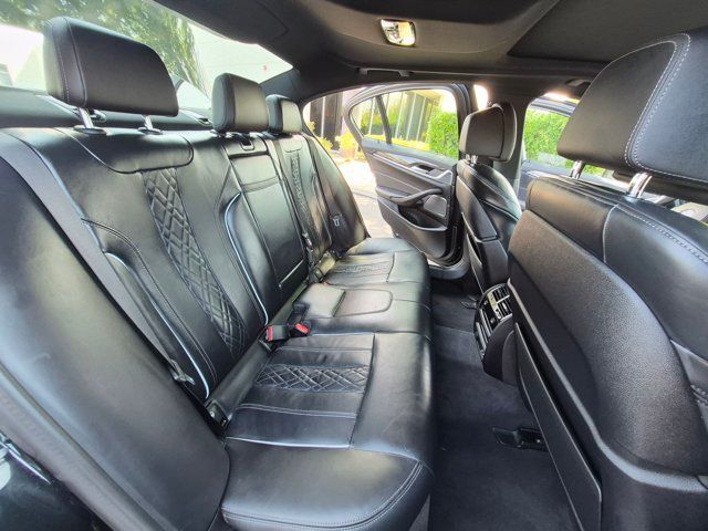 Certified 2023 BMW M550i xDrive AWD/4WD image 19