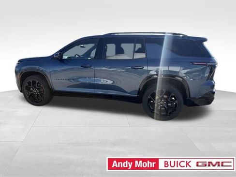 Used 2024 Chevrolet Traverse RS AWD/4WD image 8