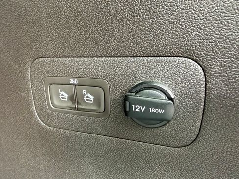 Used 2020 Hyundai Santa Fe Limited AWD/4WD image 27